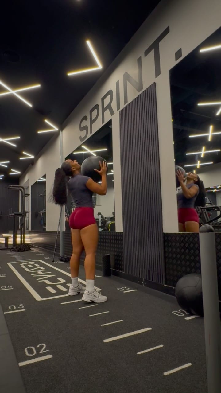 Post 6 by FAY MATT on Instagram (video)