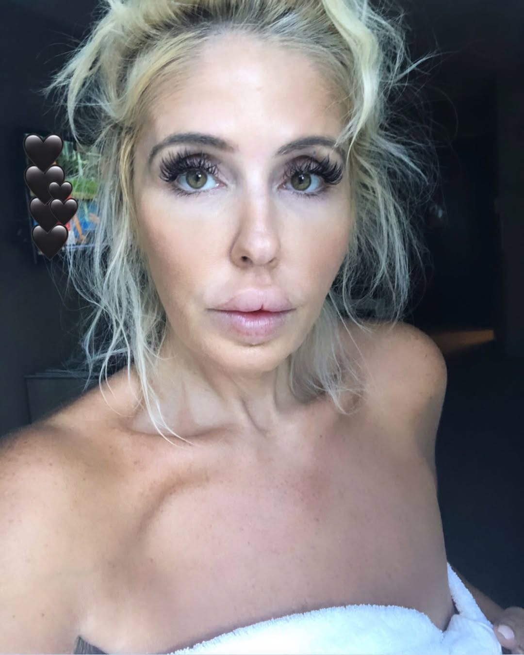 Post 2 by DIANA 💋 on Instagram (image)