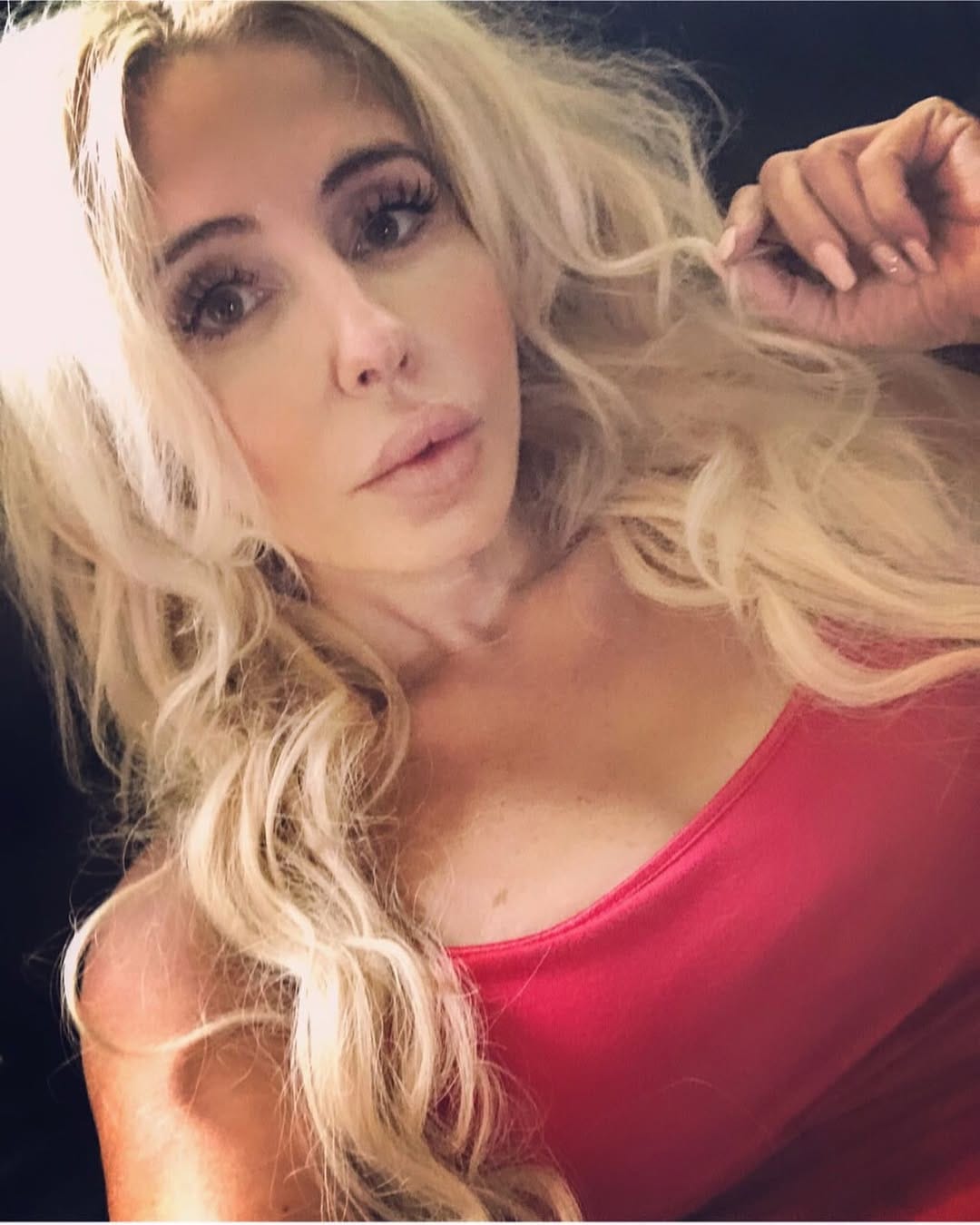 Post 9 by DIANA 💋 on Instagram (image)
