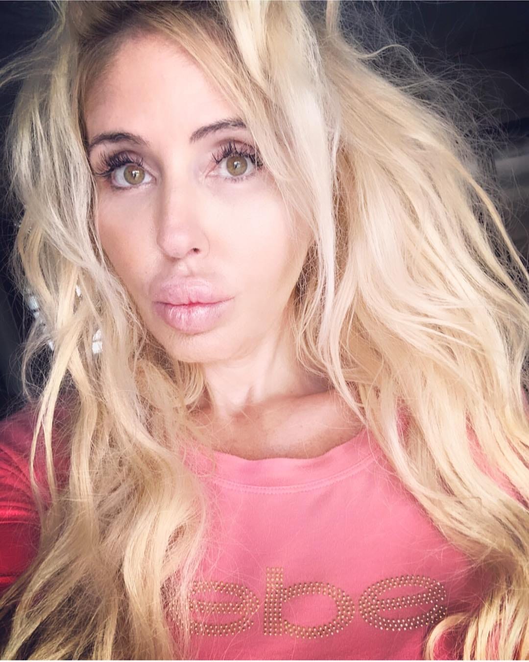 Post 10 by DIANA 💋 on Instagram (image)