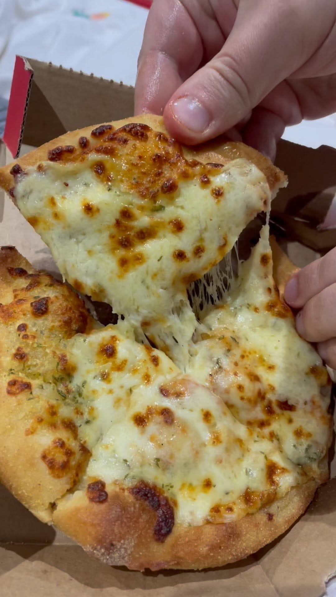 Post 5 by That London Duo | London Food & Travel on Instagram (video)