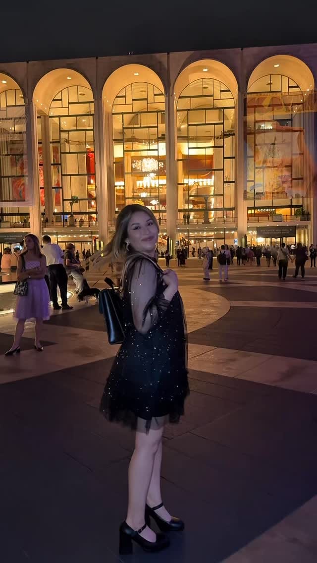Post 6 by Milena | NYC Content Creator on Instagram (video)