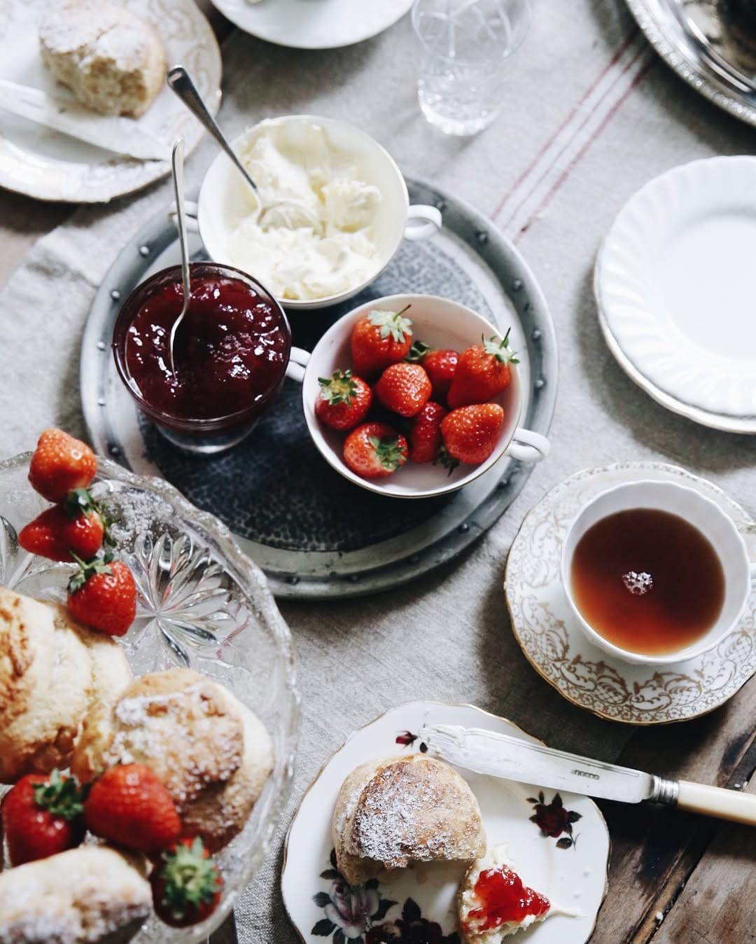 Post 1 by abbie mellé | photographer on Instagram (carousel)