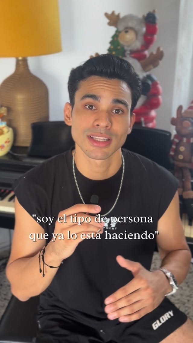 Post 4 by B R A N D O N ~ C H A N on Instagram (video)