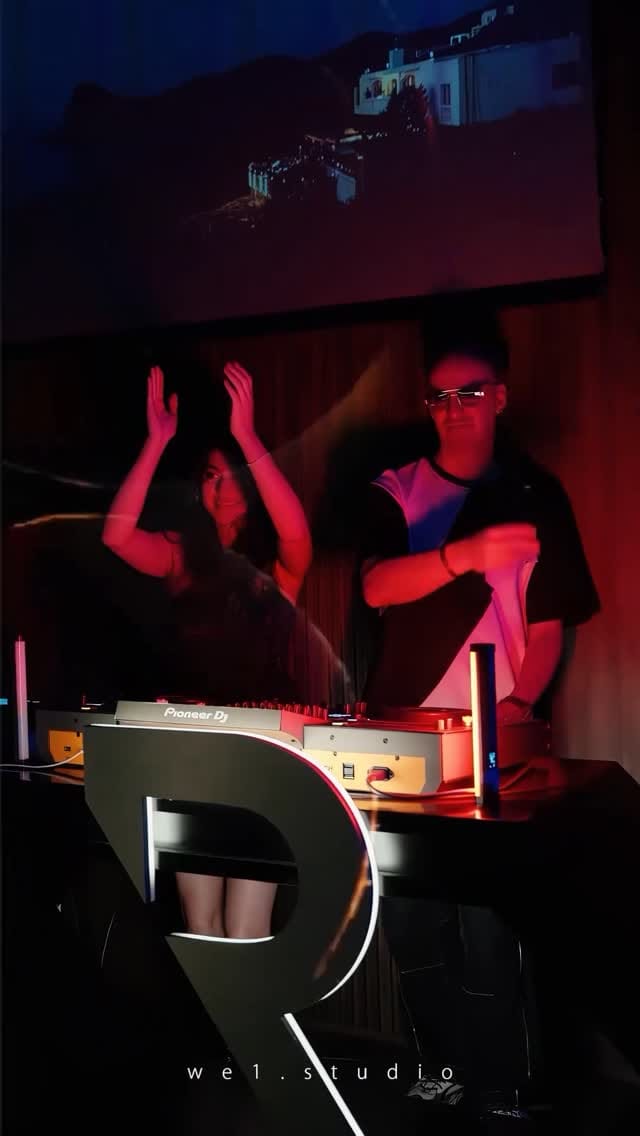 Post 8 by We1.studio on Instagram (video)