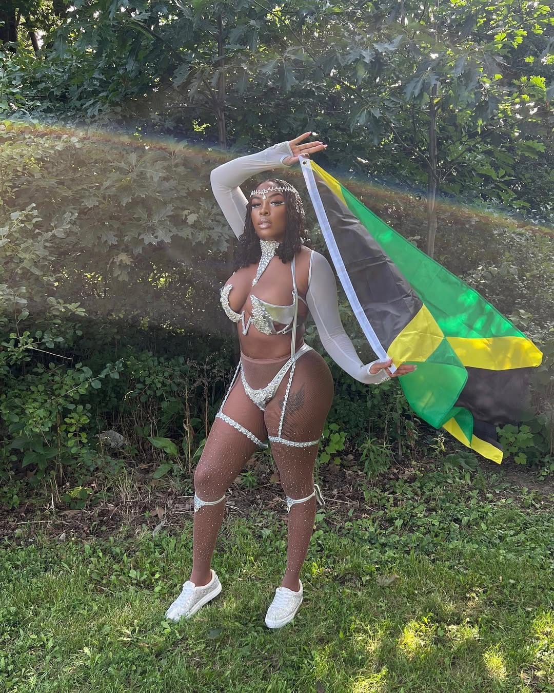 Post 10 by Dana 🇨🇦🇯🇲 on Instagram (carousel)