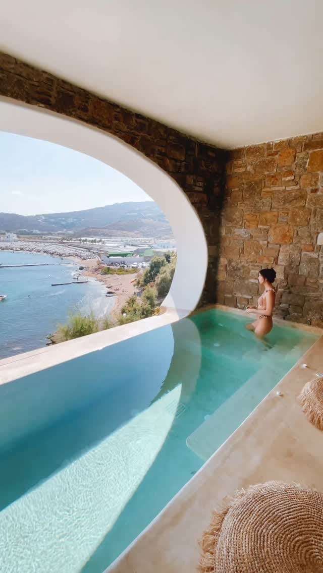 Post 3 by Melissa on Instagram (video)