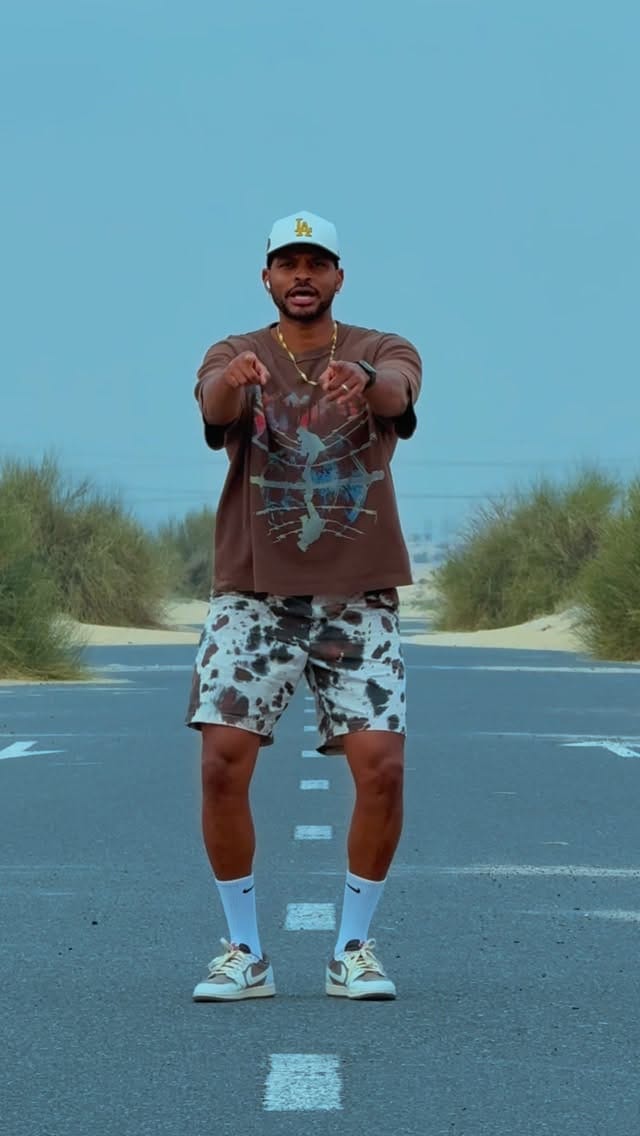 Post 6 by Deivis Lina L on Instagram (video)