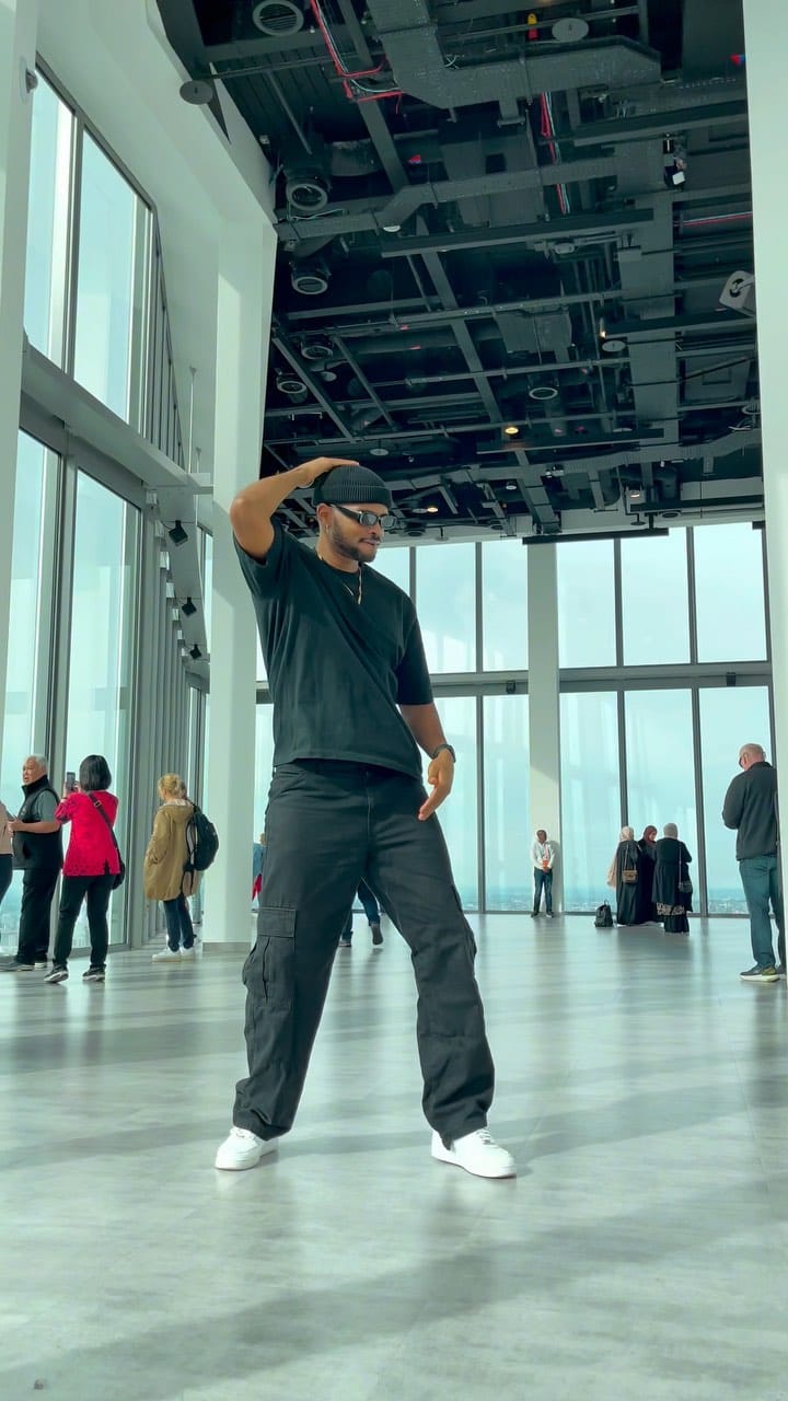 Post 9 by Deivis Lina L on Instagram (video)