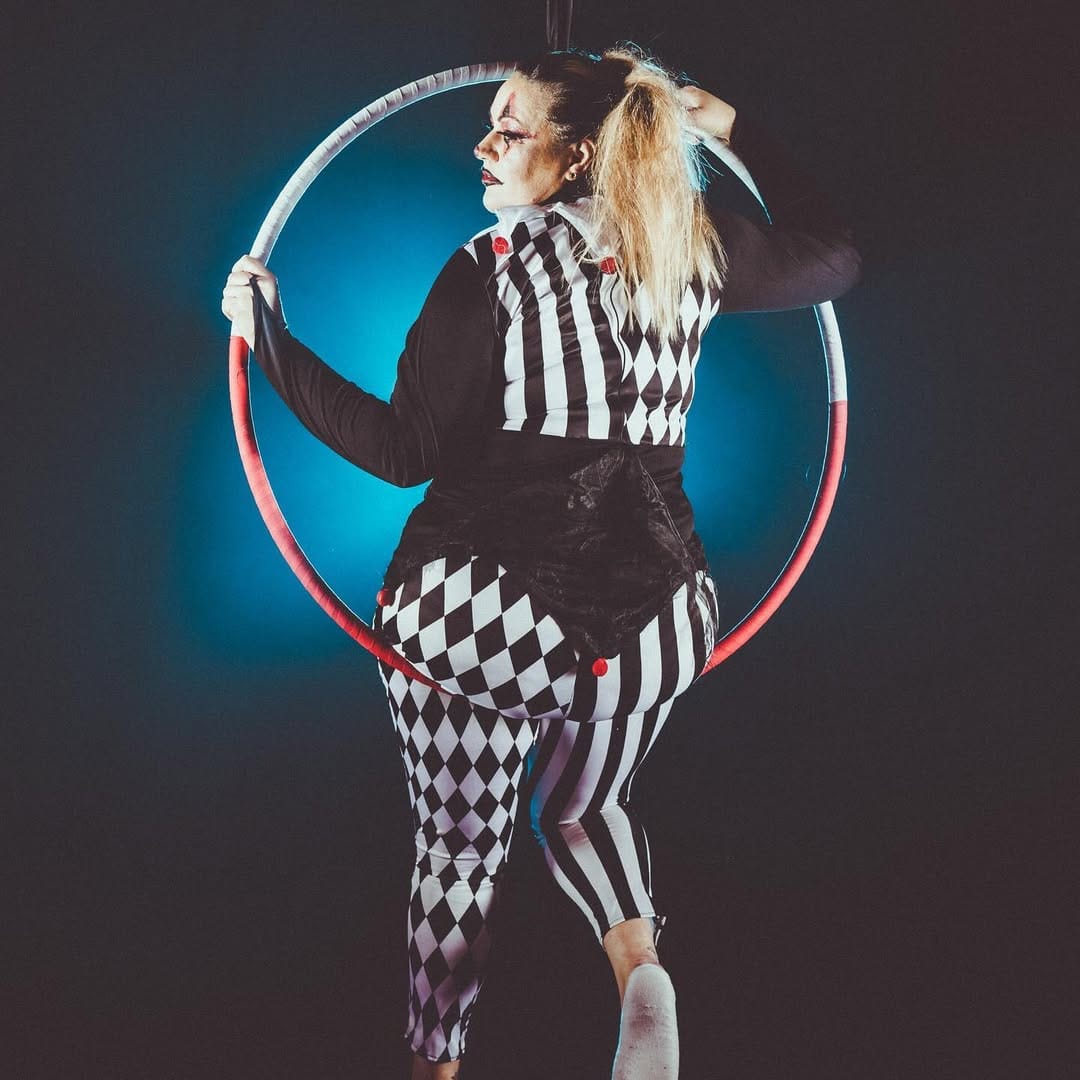 Post 10 by Claire Kinnaird on Instagram (carousel)