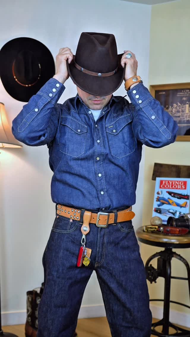 Post 4 by Deyvis Style | Men’s Style | Vintage Inspired on Instagram (video)