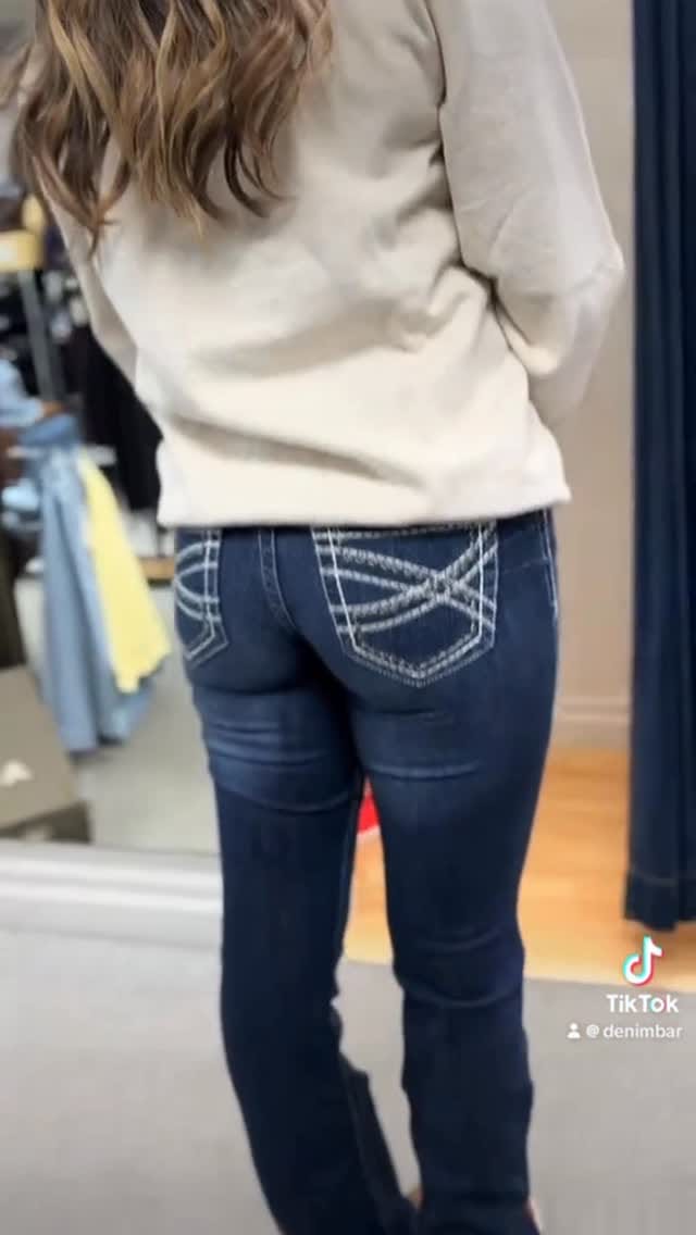 Post 8 by DenimBar on Instagram (video)