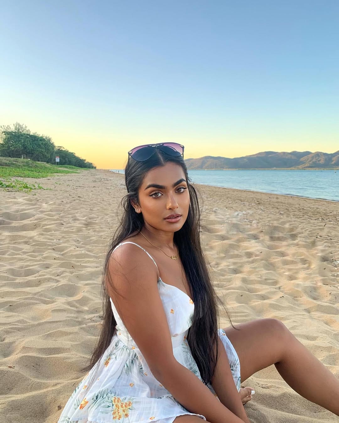 Post 10 by SHANA   MOHAN on Instagram (image)