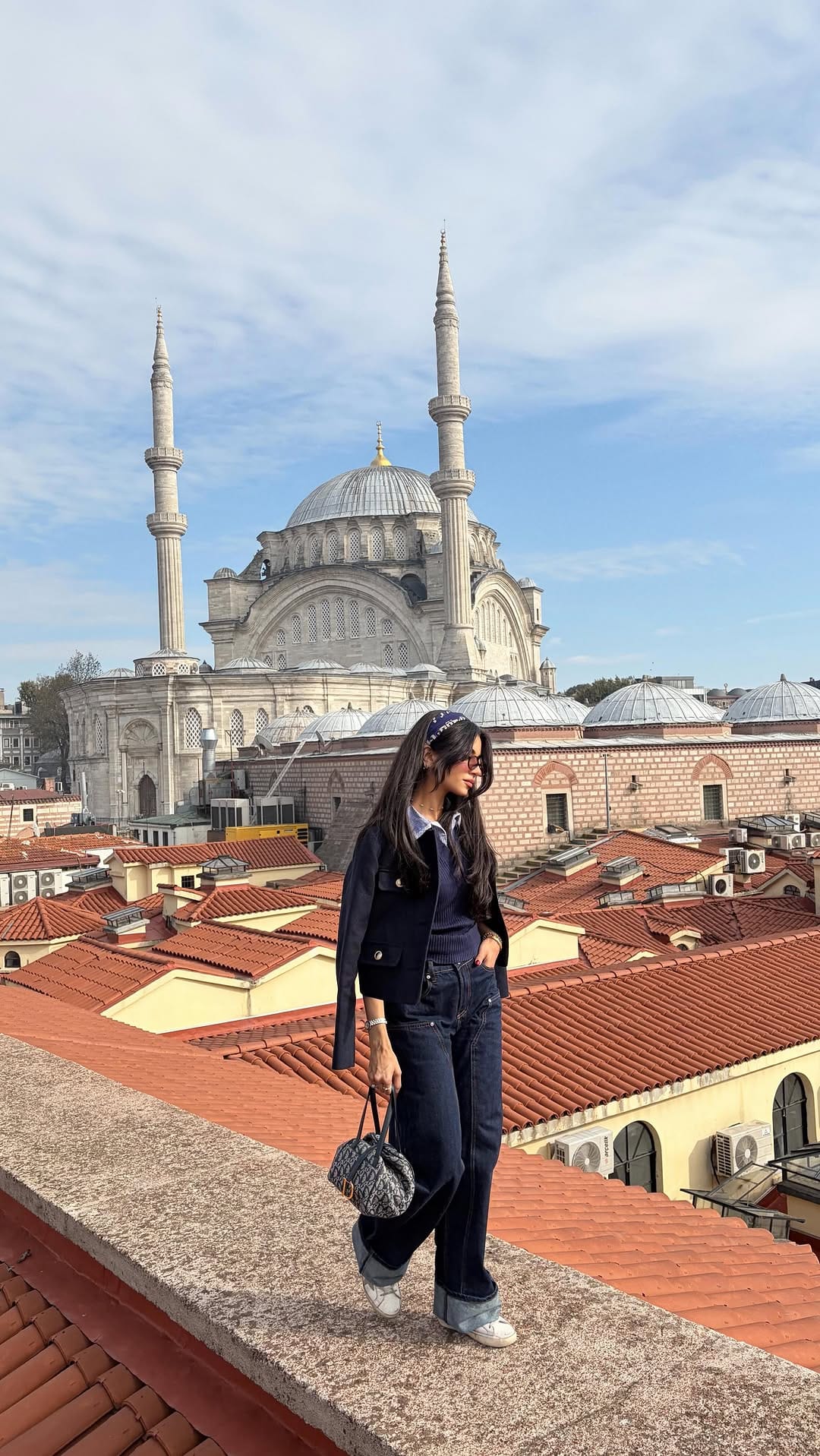 Post 5 by ａｄｉｎａ on Instagram (video)