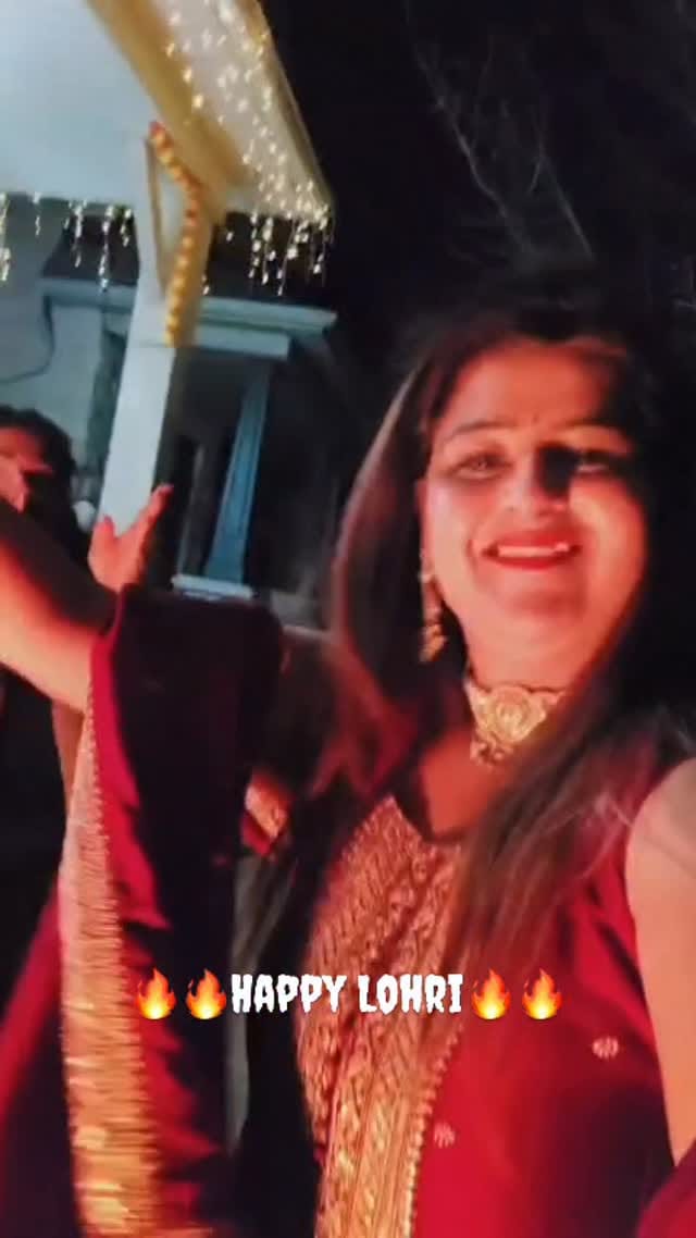 Post 3 by Gunjan Dhiman on Instagram (video)