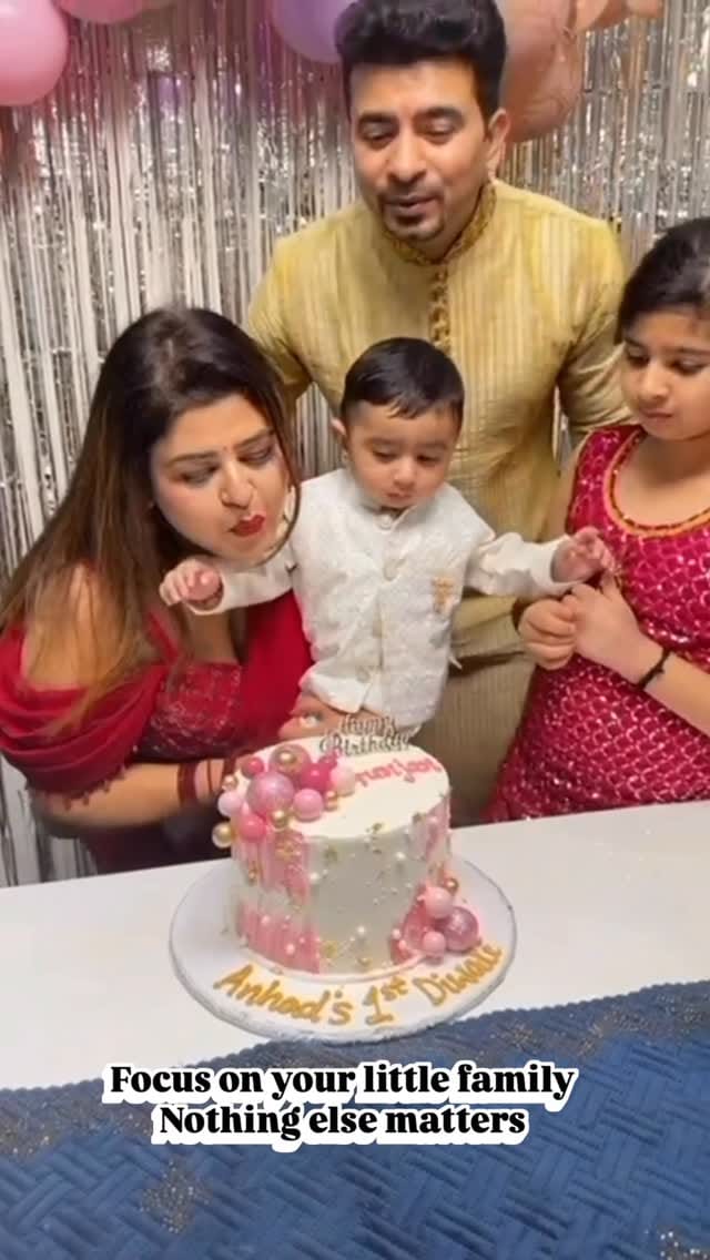Post 6 by Gunjan Dhiman on Instagram (video)