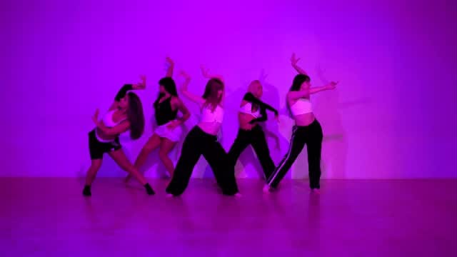 Post 9 by JUSTINE GERA on Instagram (video)