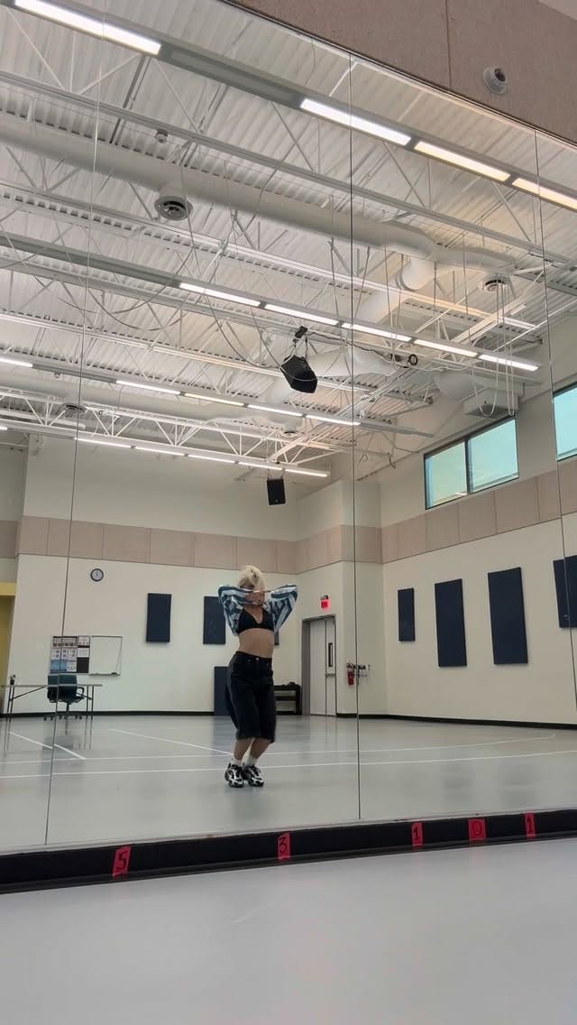 Post 2 by JUSTINE GERA on Instagram (video)