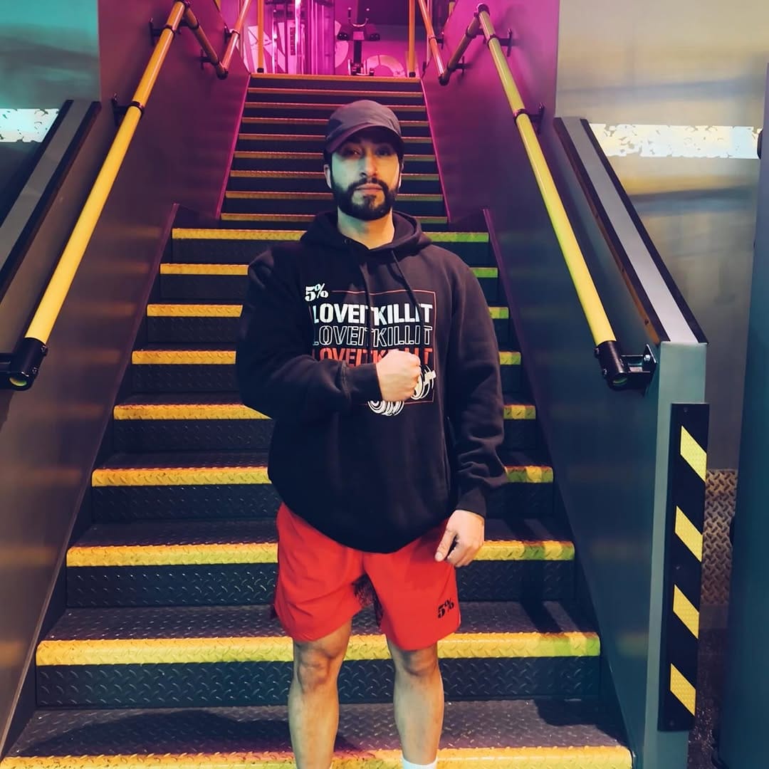 Post 3 by 𝗔ndrew K on Instagram (carousel)