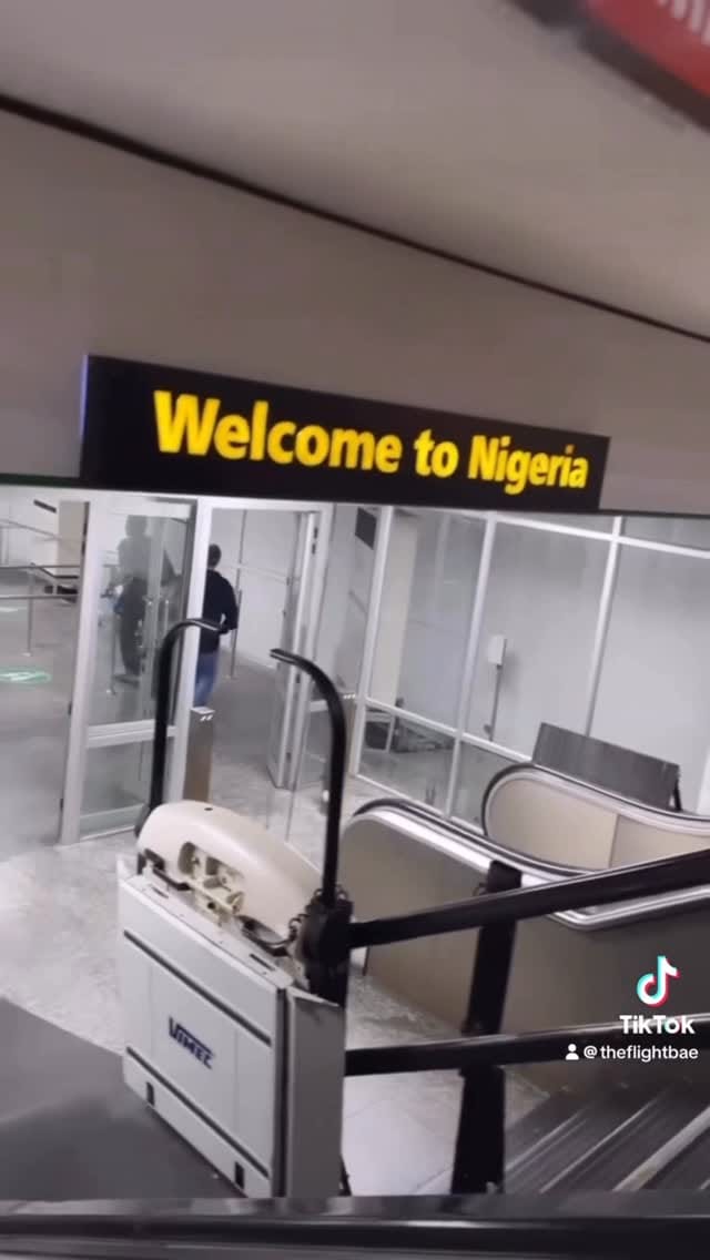 Post 1 by Jaiyeola — Flight Attendant 🇳🇬x 🇺🇸 on Instagram (video)