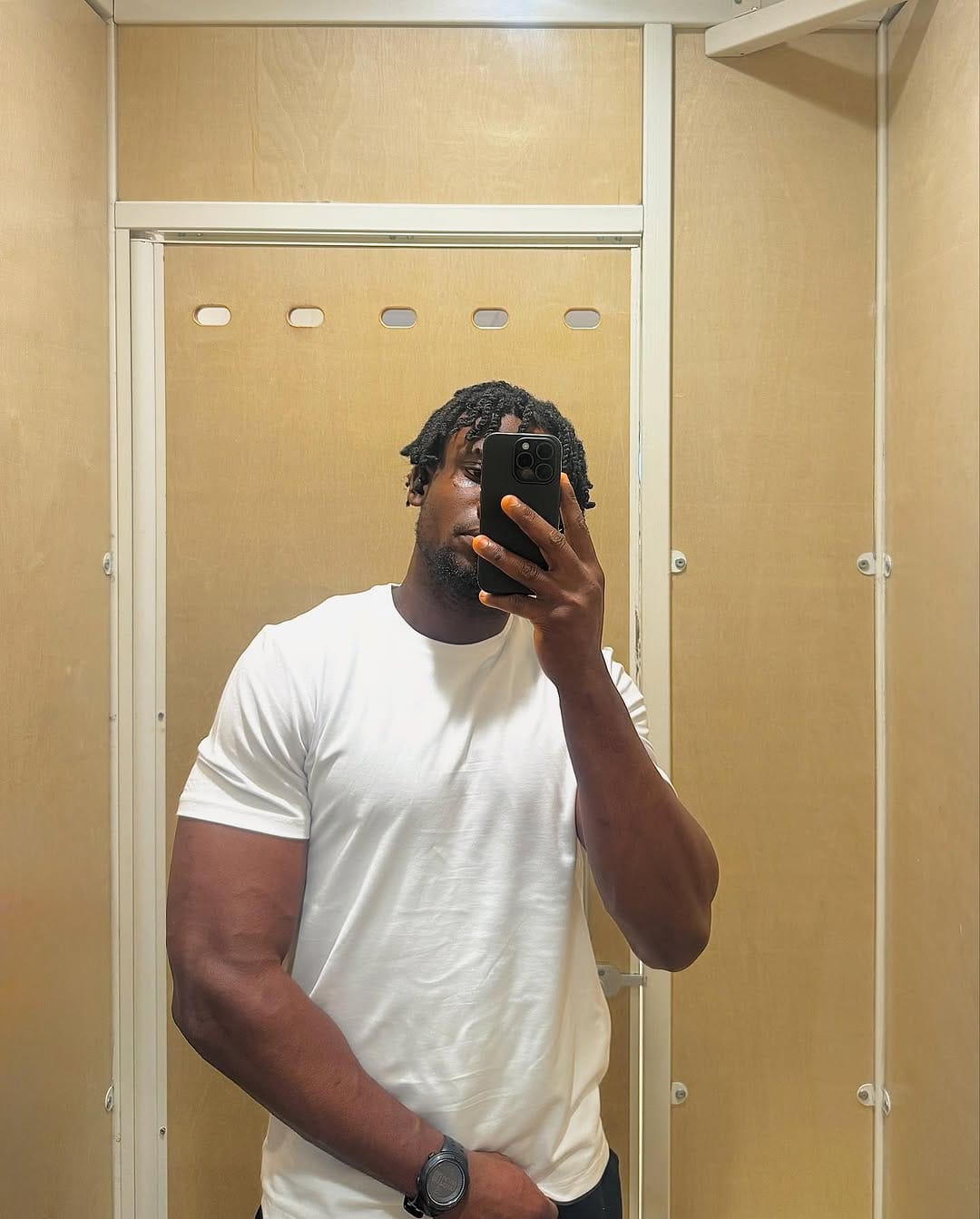 Post 9 by Onyeana Kingsley Ebuka on Instagram (image)