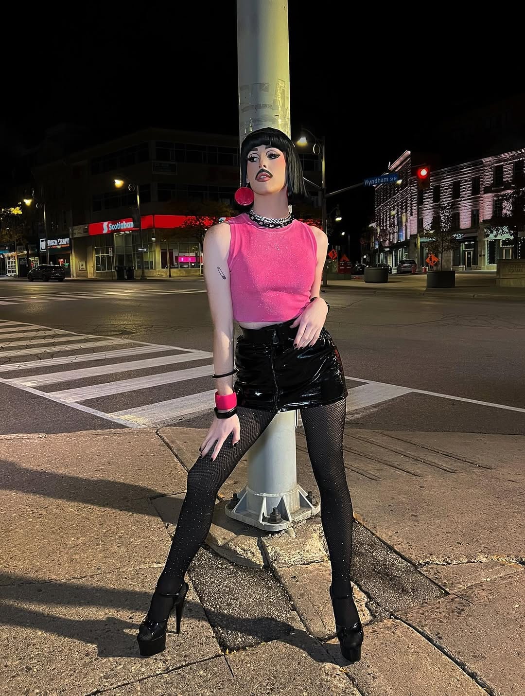 Post 5 by ULTRA VIOLET on Instagram (image)