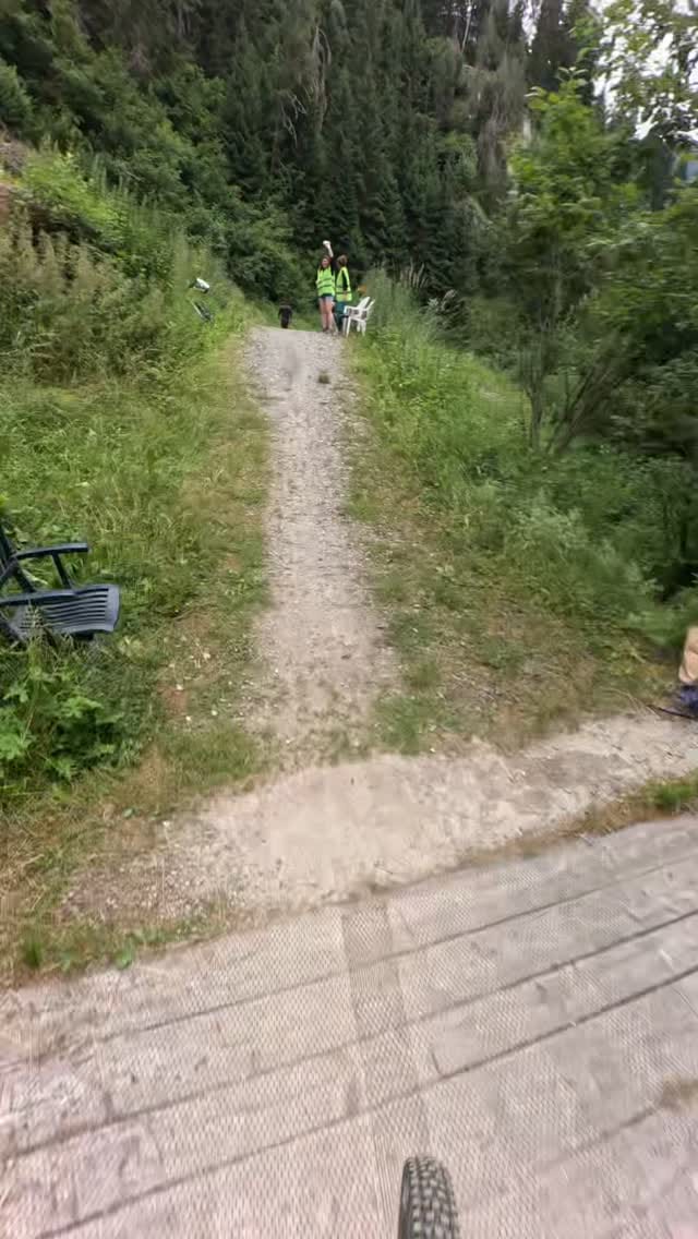 Post 4 by Leon Rosser on Instagram (video)