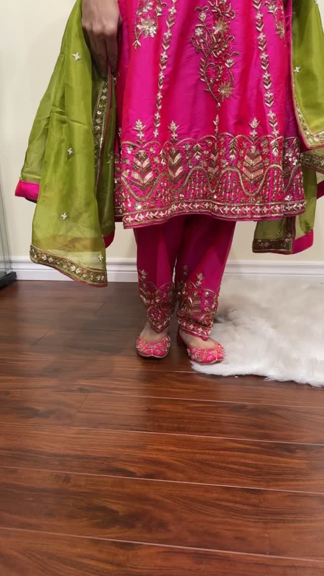 Post 6 by Silk & Style on Instagram (video)