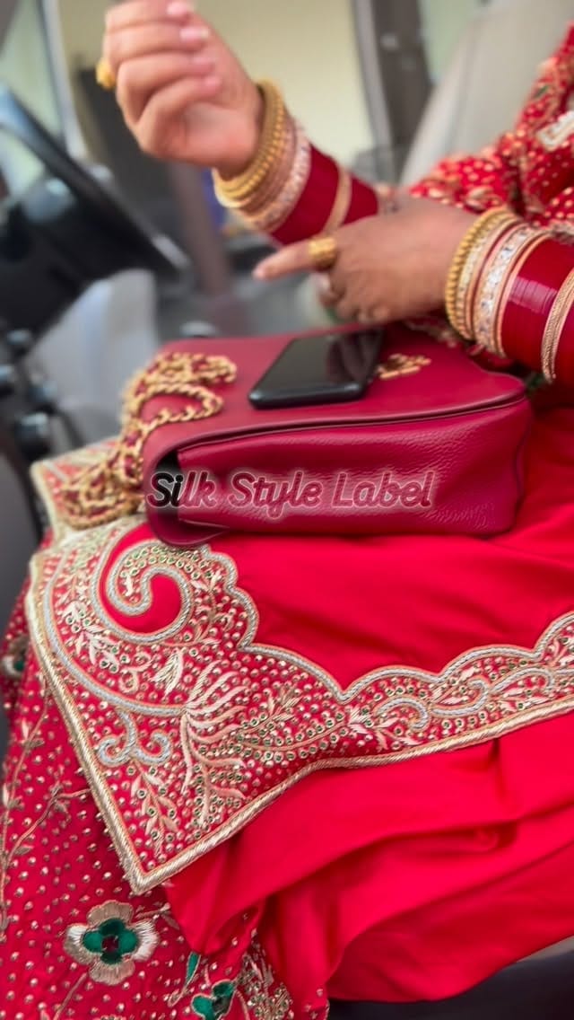 Post 10 by Silk & Style on Instagram (video)