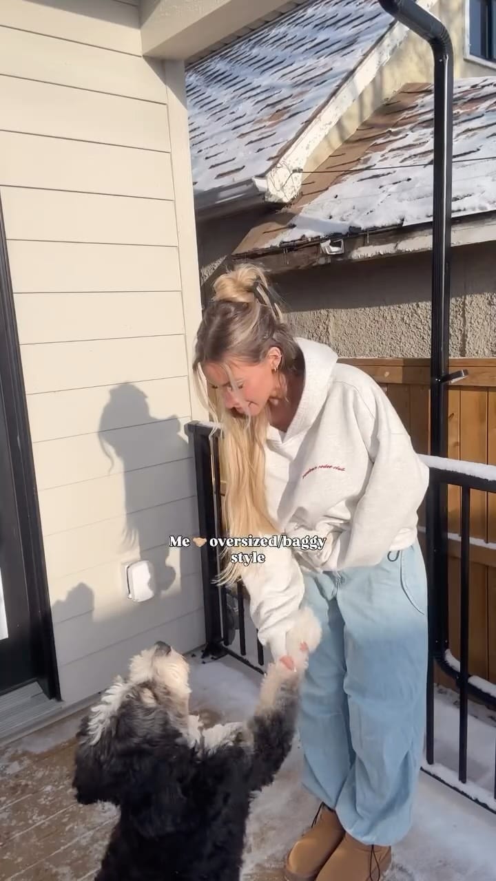 Post 2 by Chelsea on Instagram (video)