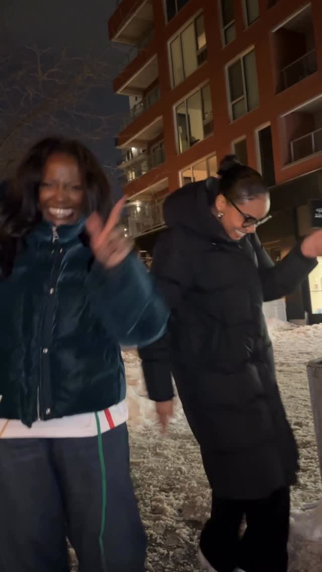Post 2 by Ami Pl on Instagram (video)