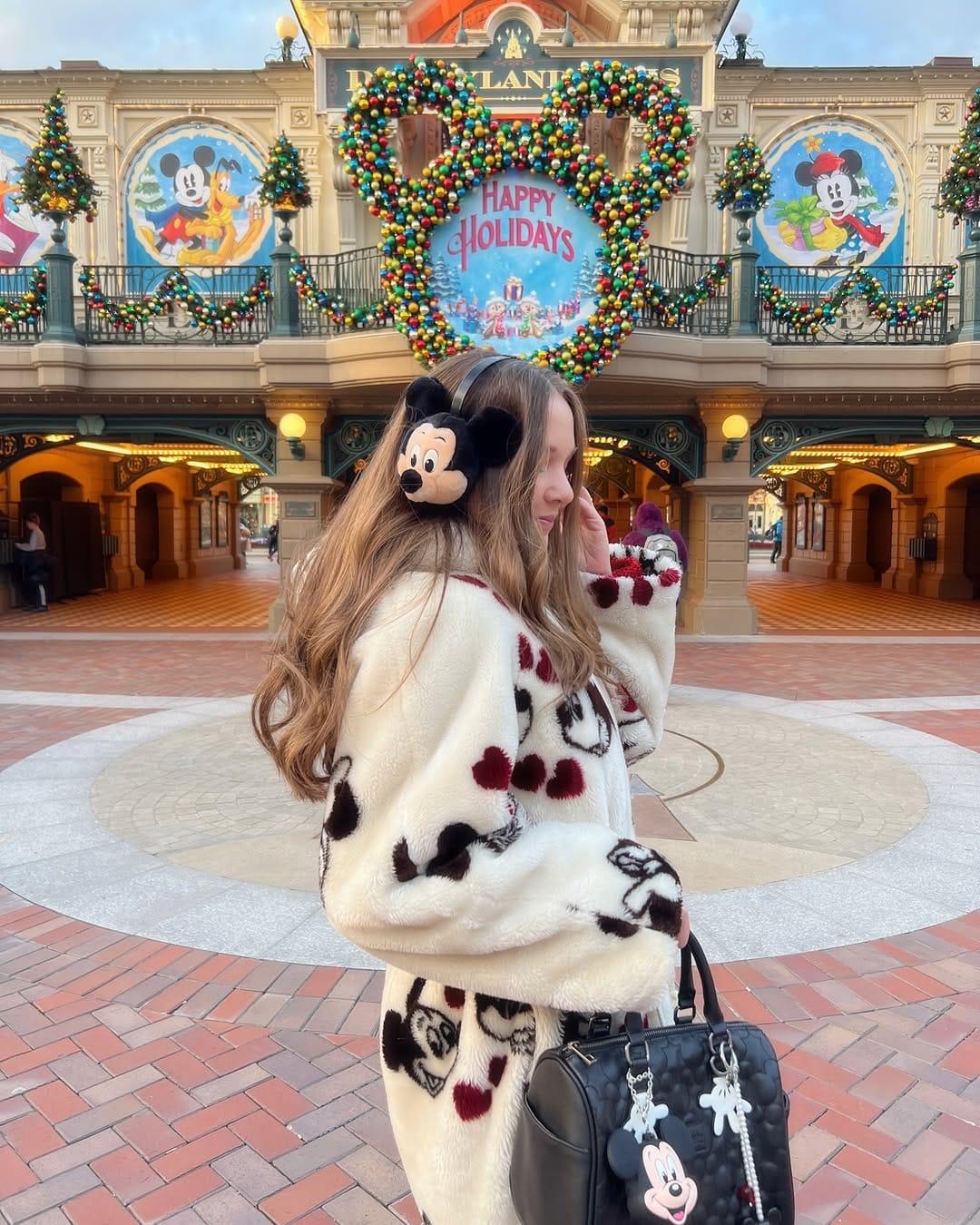 Post 8 by Nikita M on Instagram (carousel)