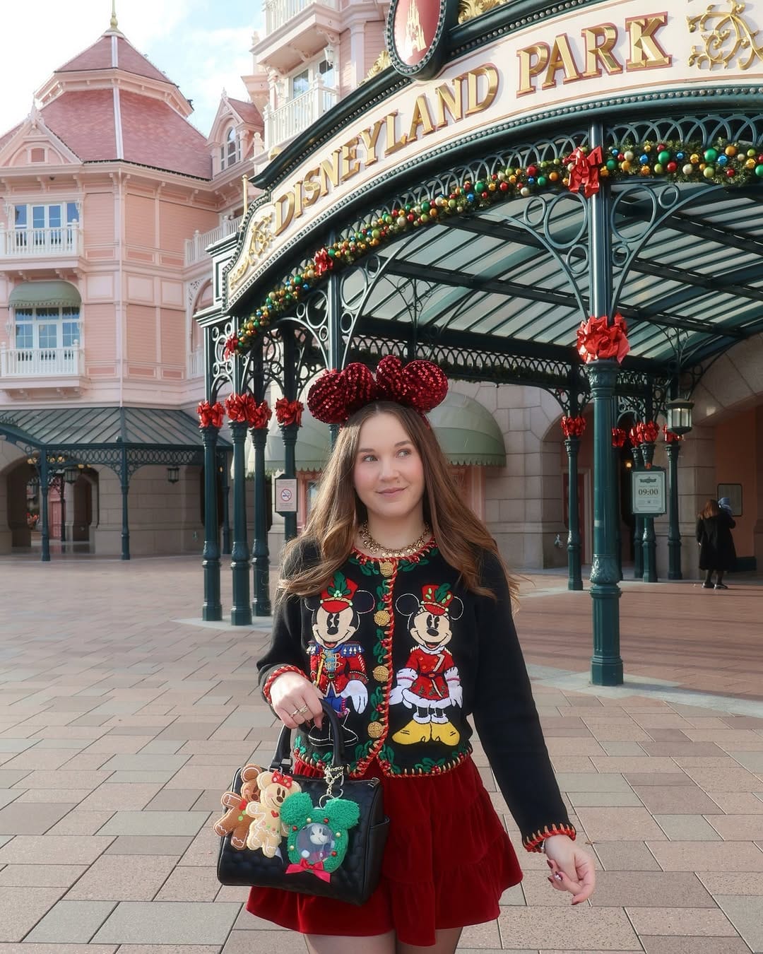 Post 7 by Nikita M on Instagram (carousel)