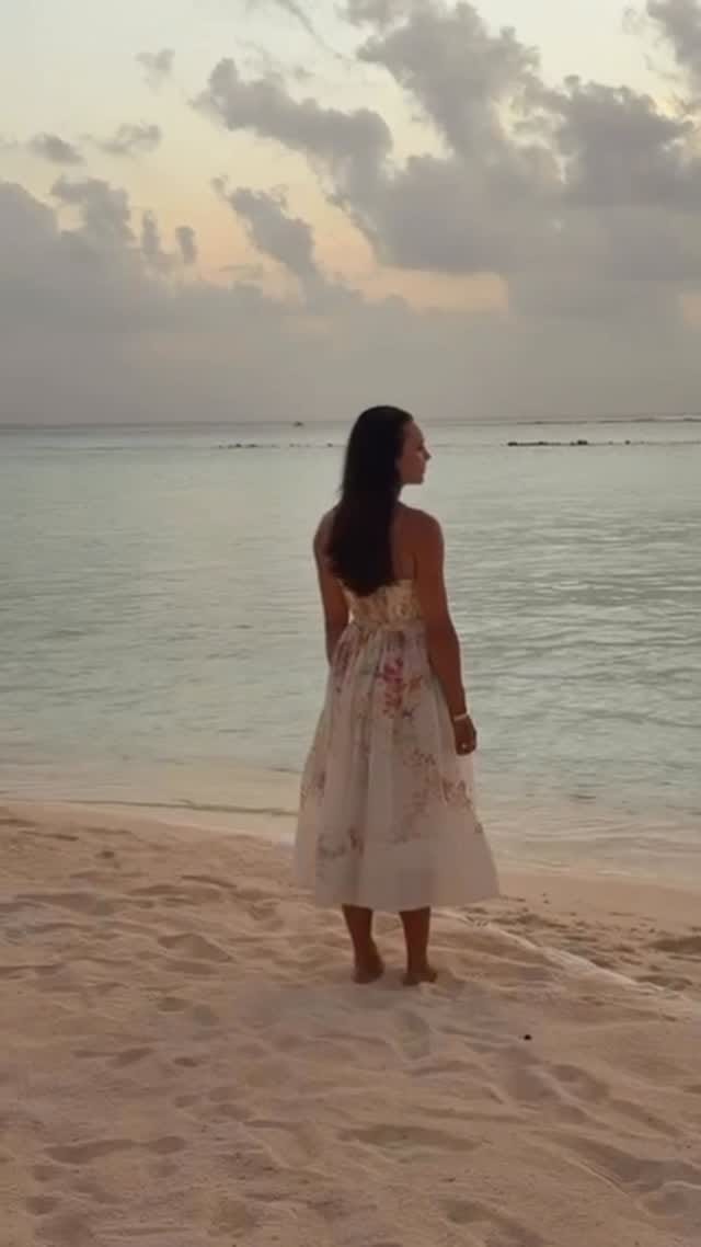 Post 1 by Jenny Pacey on Instagram (video)