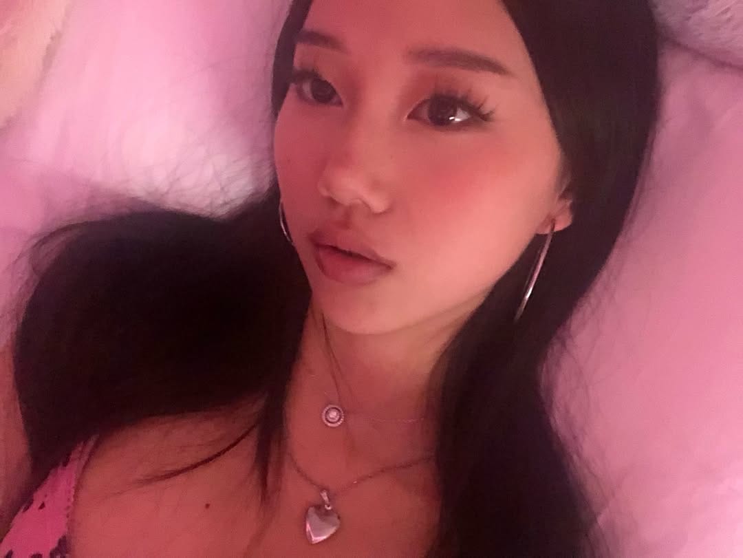 Post 9 by ninaa on Instagram (carousel)