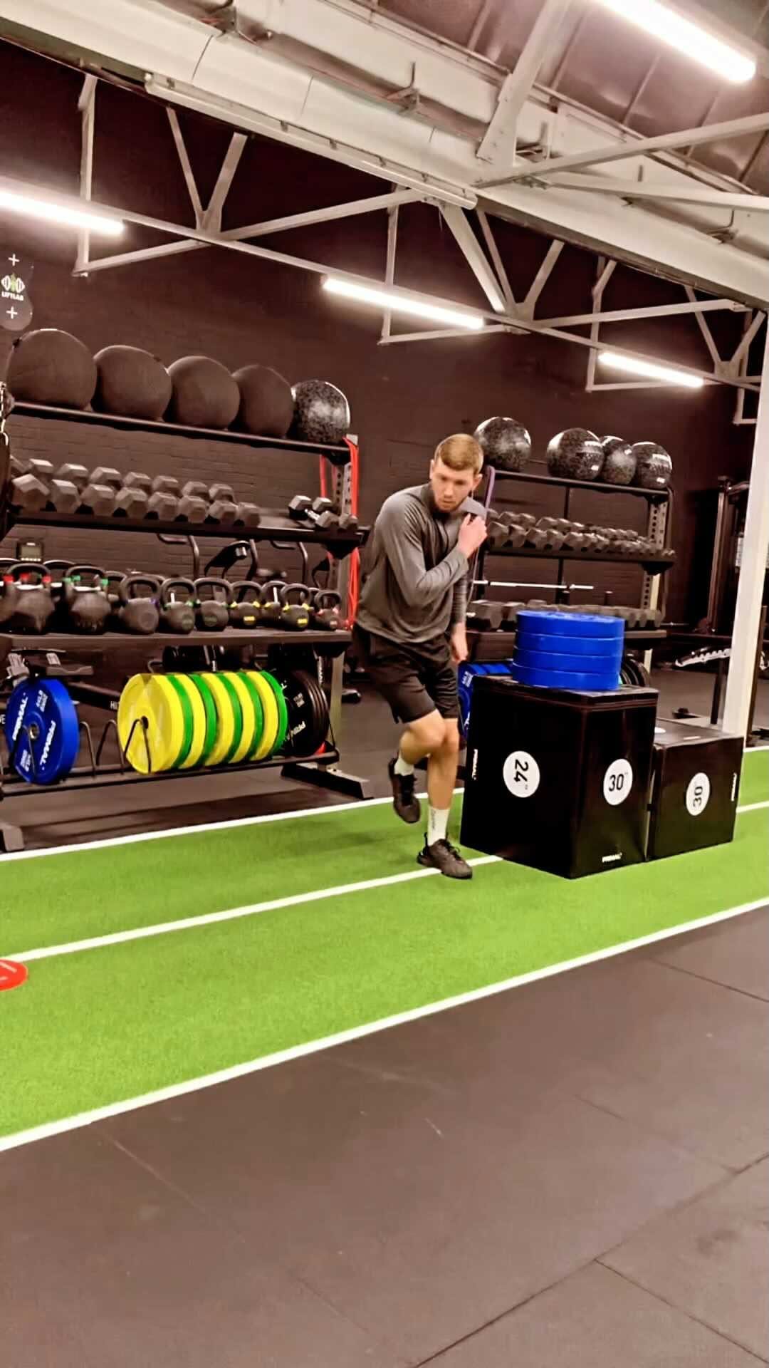 Post 1 by Rory Lynn on Instagram (video)
