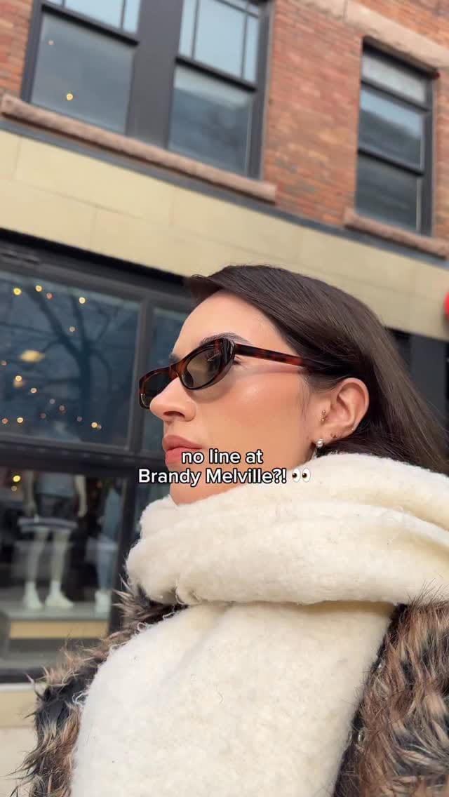 Post 1 by Eylul | Toronto 🌸 on Instagram (video)