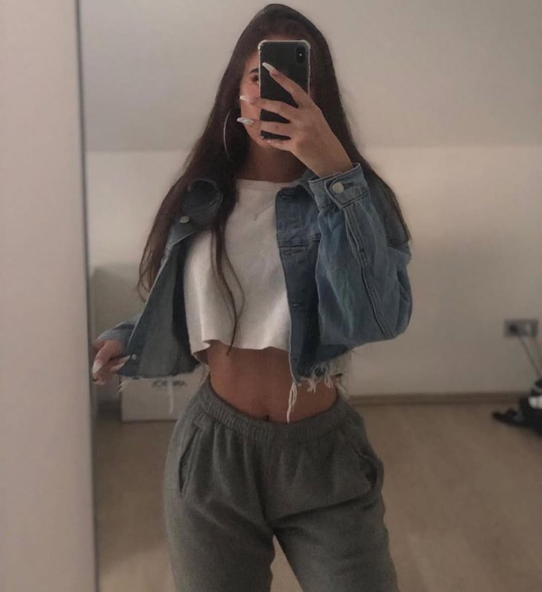 Post 9 by Fashion Inspiration | Vancouver on Instagram (carousel)