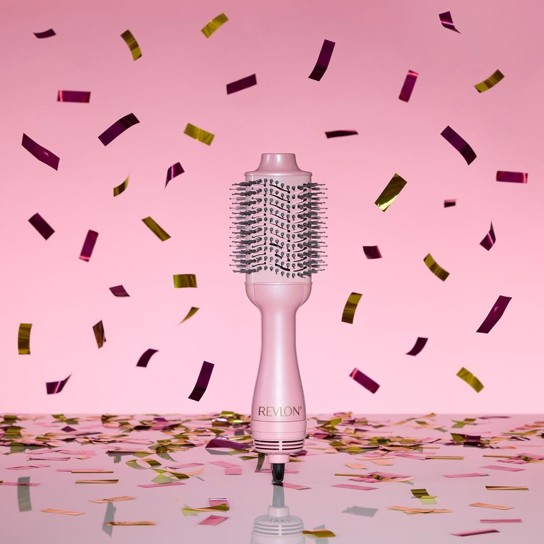 Post 8 by Revlon Hair Tools Canada on Instagram (image)