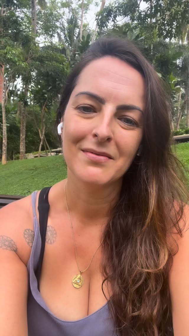 Post 4 by Sasha on Instagram (video)