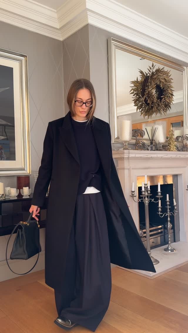 Post 7 by Alisa | Fashion & Lifestyle on Instagram (video)