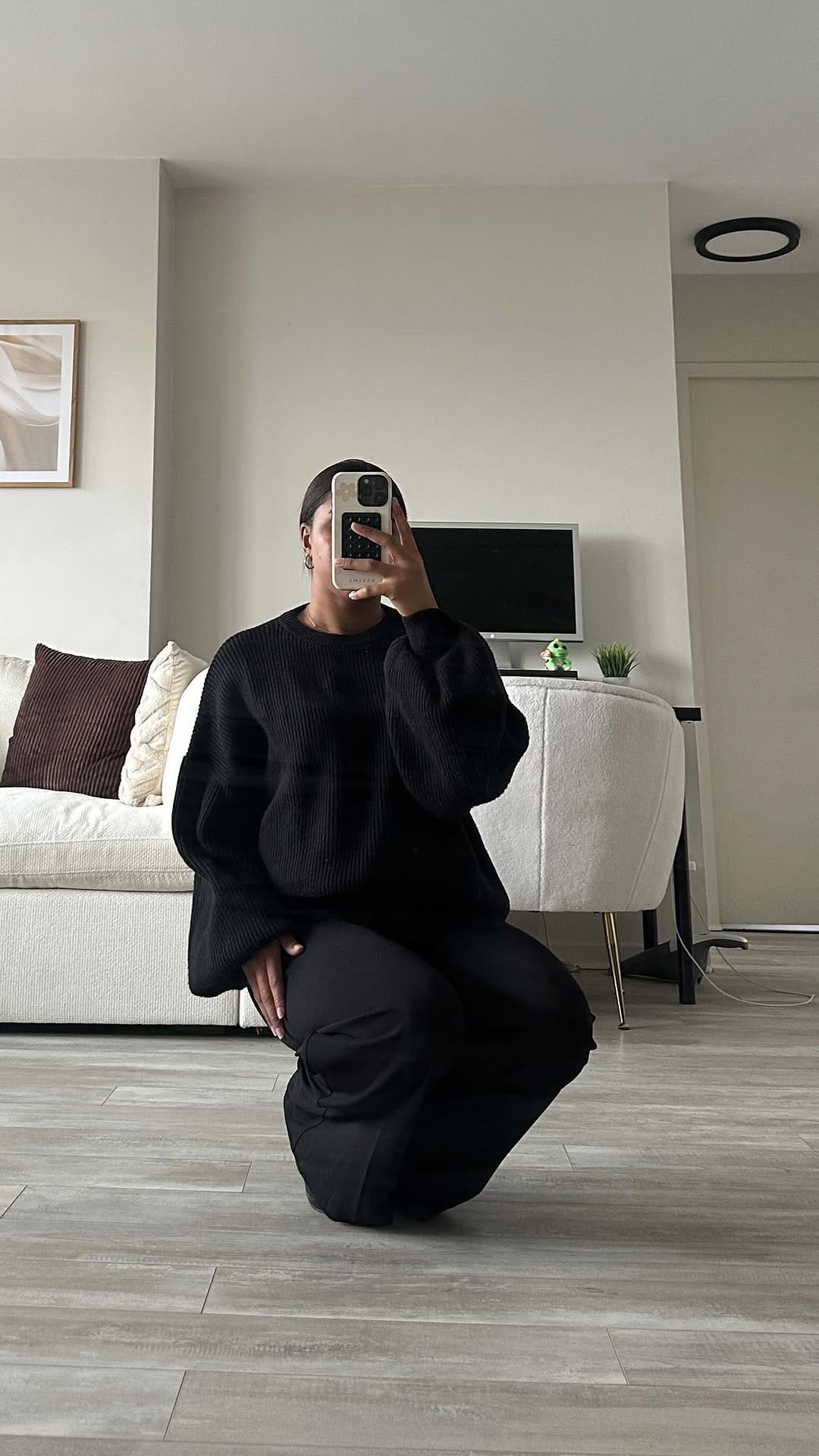 Post 10 by Sade Mowatt | Effortless Outfit Inspo on Instagram (video)