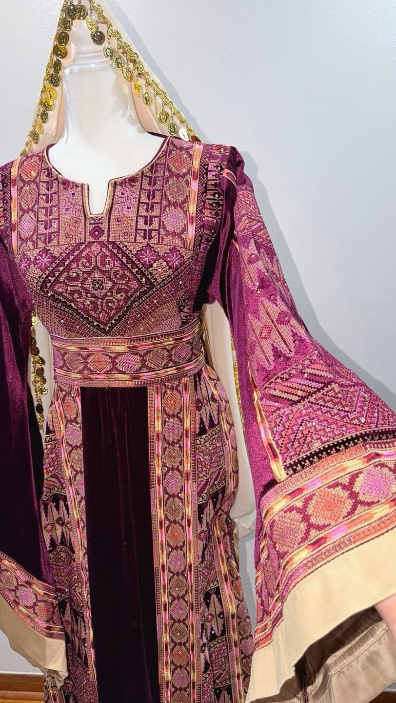 Post 1 by Ola boutique on Instagram (video)