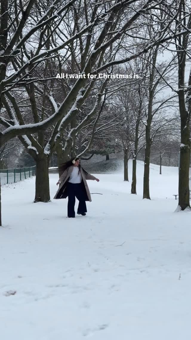 Post 9 by Elle Shadrach ✨ on Instagram (video)