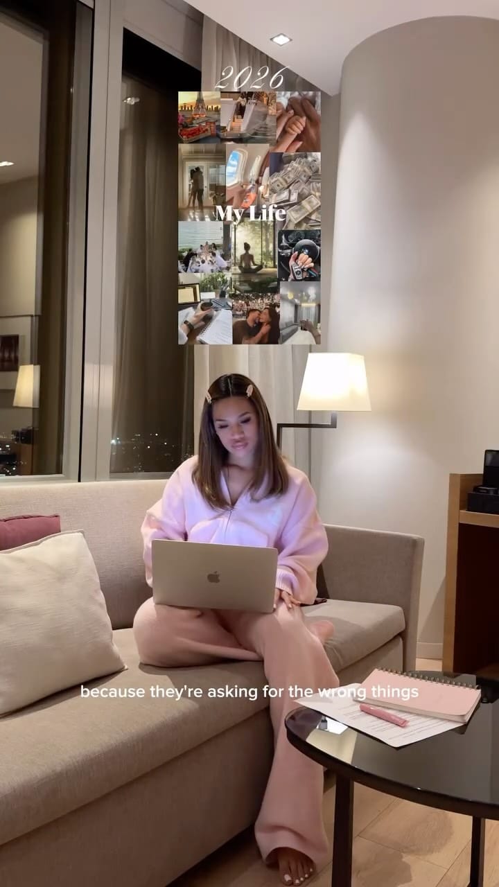 Post 4 by Estefania Alvarez on Instagram (video)