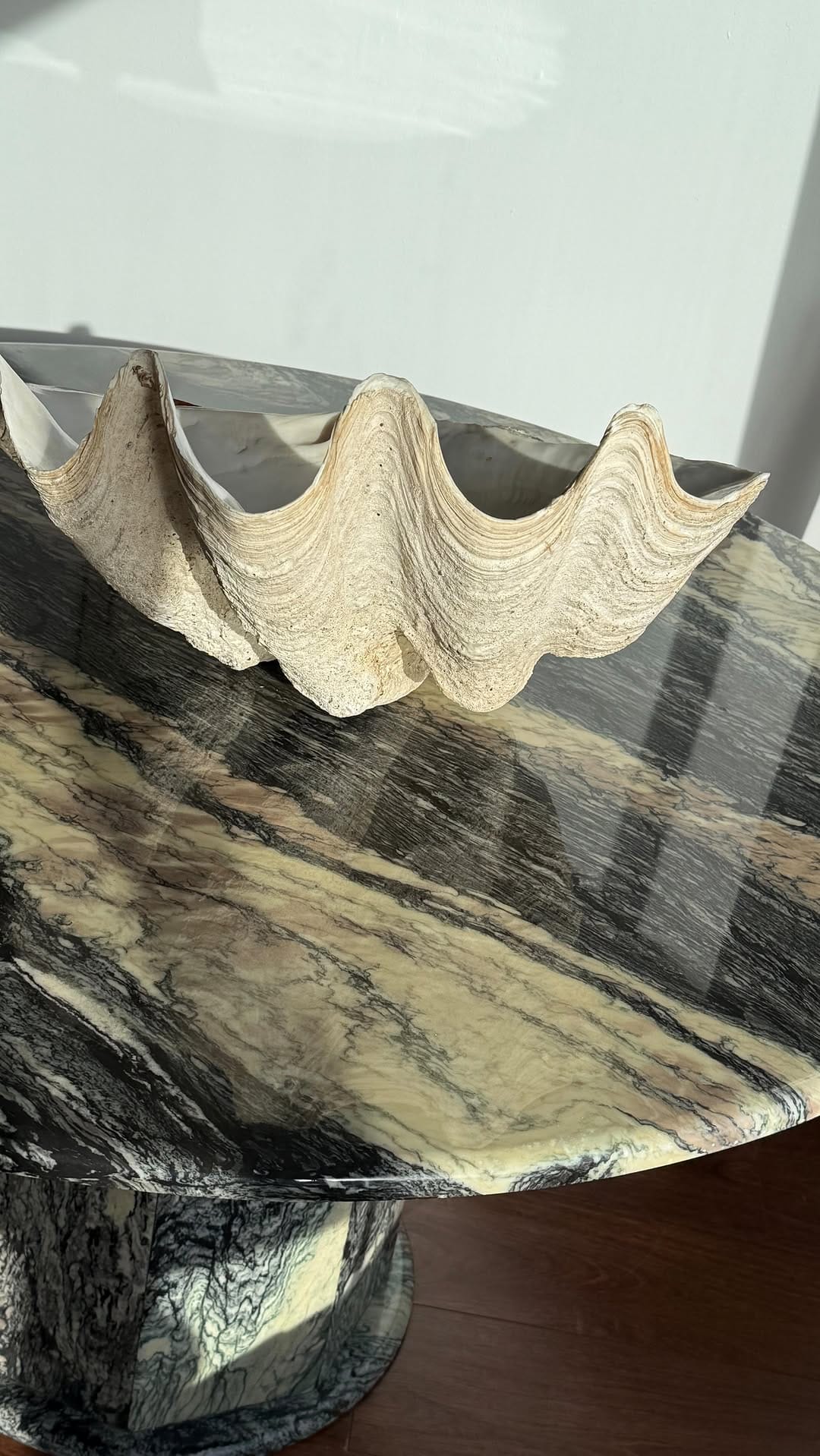 Post 8 by I R I E   S P A C E on Instagram (video)