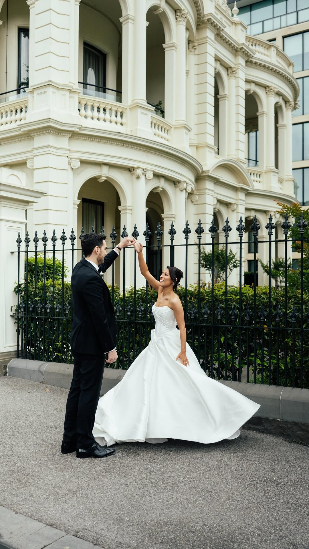 Post 4 by Cloth & Confetti | Wedding Event Hire Melbourne on Instagram (video)