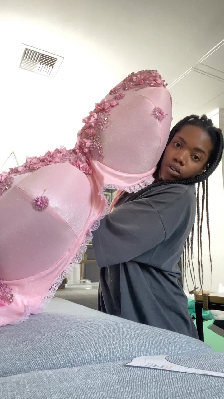Post 10 by ZOBA MARTIN on Instagram (video)