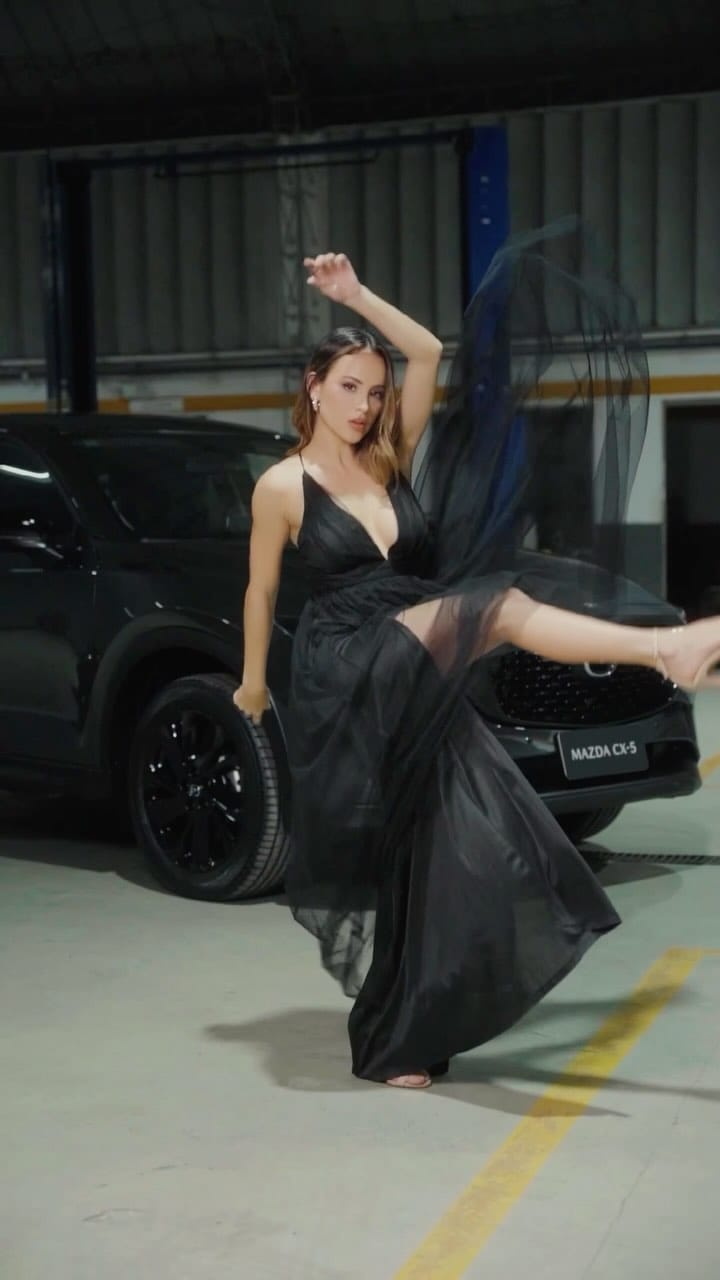 Post 10 by Paola Martens on Instagram (video)