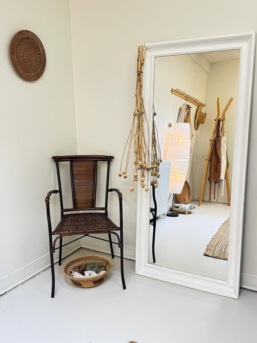 Post 10 by Nomi Linen Designs on Instagram (carousel)